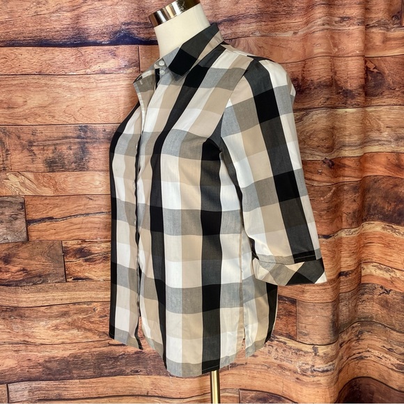 Alia Button Down Shirt - Picture 2 of 10